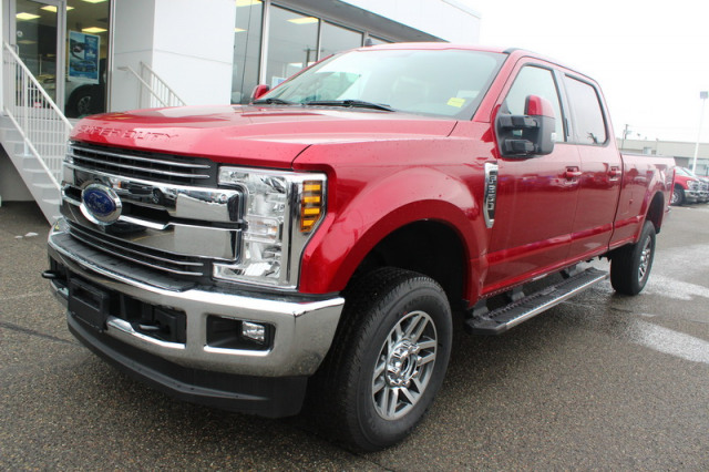 2019 Ford SuperDuty F-350 LARIAT Ruby Red, 6.2L SOHC 2-valve Flex Fuel ...