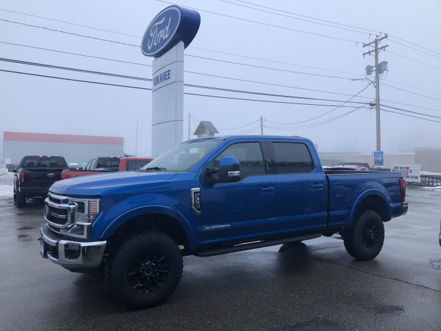 2020 Ford SuperDuty F-350 LARIAT Velocity Blue, 6.7L Power Stroke® V8 ...