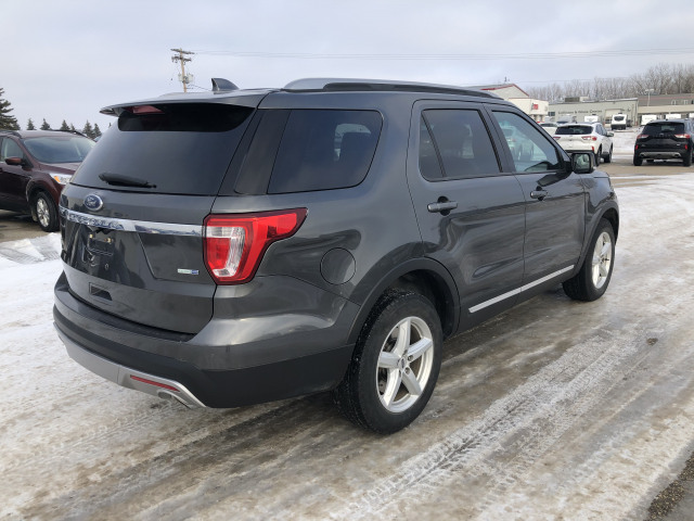 2016 Ford Explorer XLT Gray, 3.5L V6 24V MPFI DOHC | Westward Ford